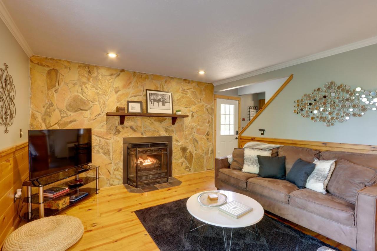 Blue Ridge Getaway With Hot Tub And Seasonal View! Villa Exterior photo